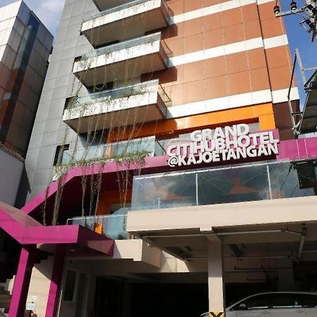 Grand Citihub Hotel @Kajoetangan Μαλάνγκ Εξωτερικό φωτογραφία