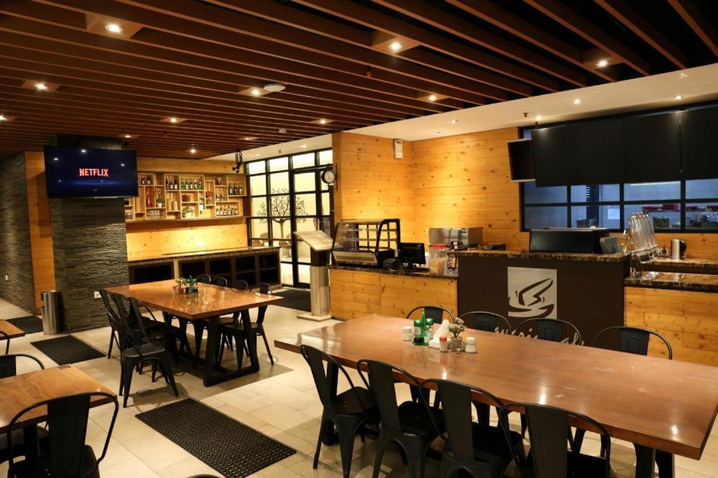 Grand Citihub Hotel @Kajoetangan Μαλάνγκ Εξωτερικό φωτογραφία