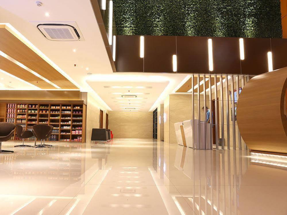 Grand Citihub Hotel @Kajoetangan Μαλάνγκ Εξωτερικό φωτογραφία